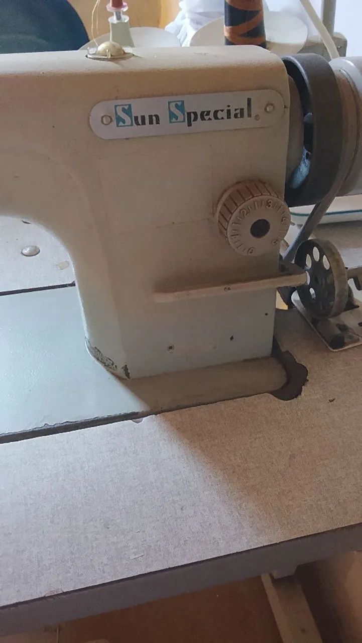 Vendo máquina de costura industrial reta  - Foto 5