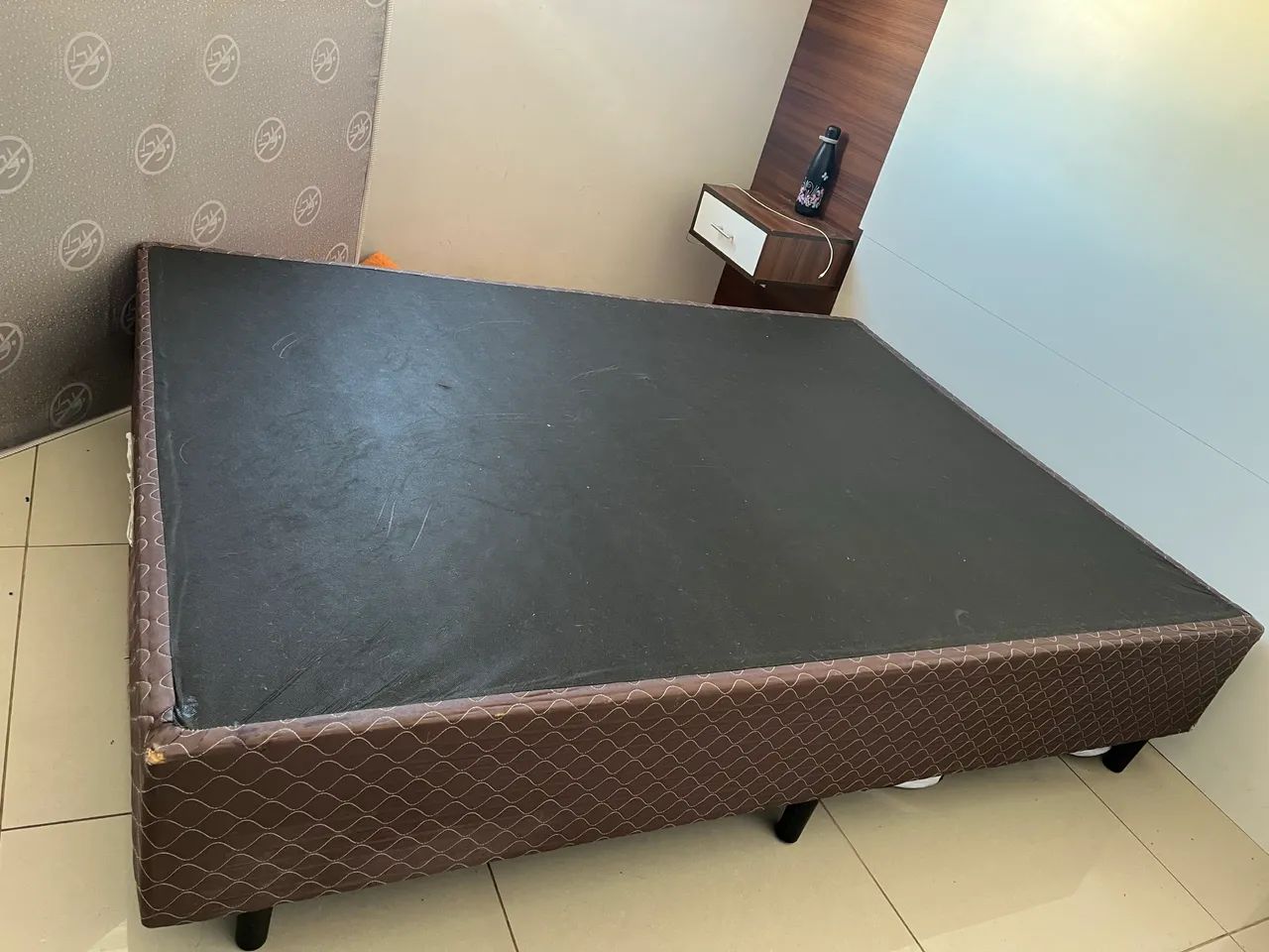 Vendo cama de casal ( box e colchão) - Foto 5