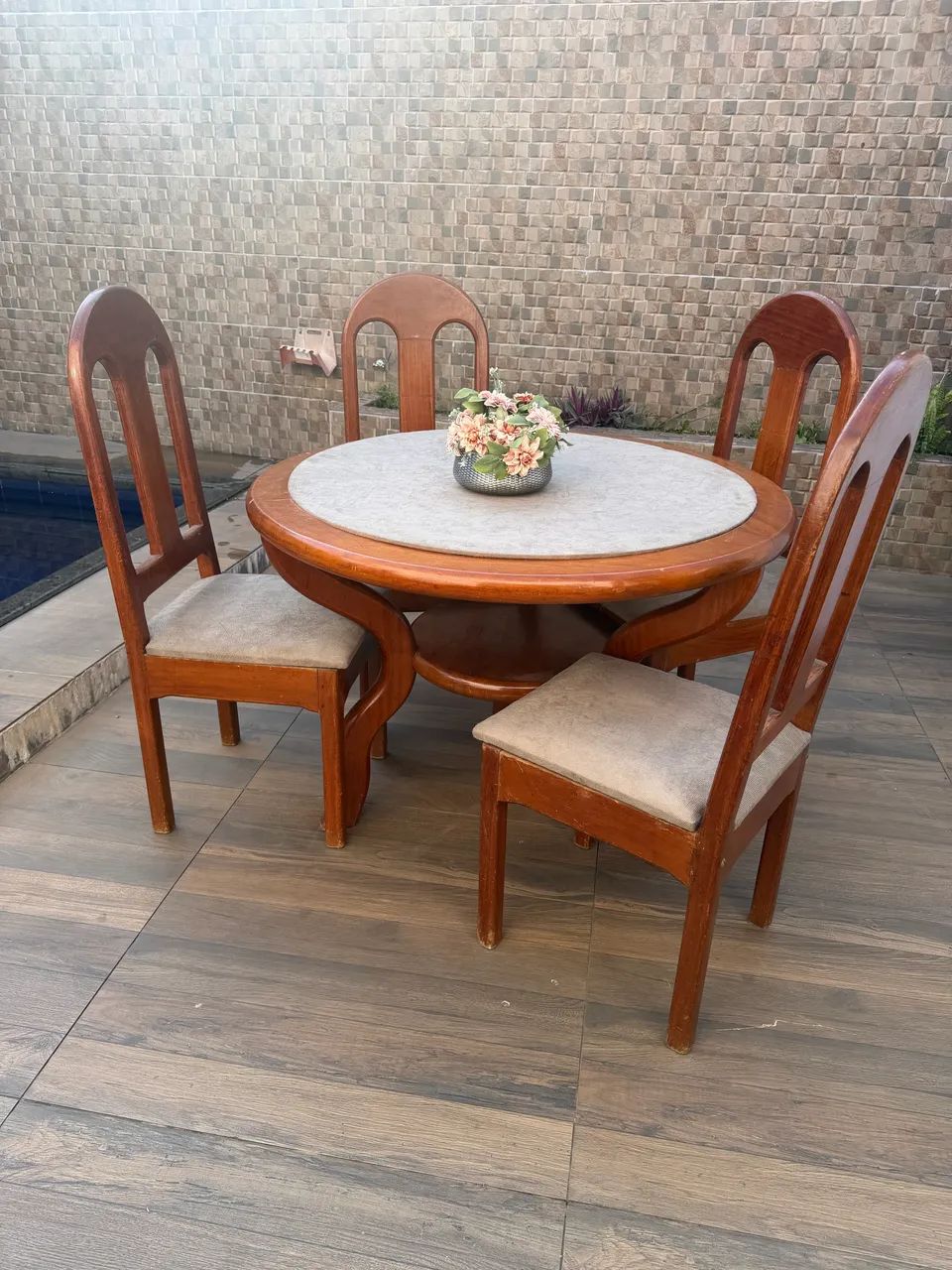conjunto de mesa de madeira - Foto 2