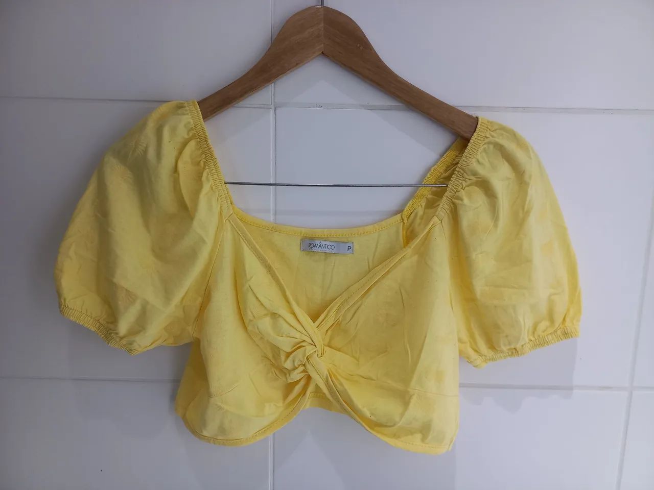 Cropped amarelo 