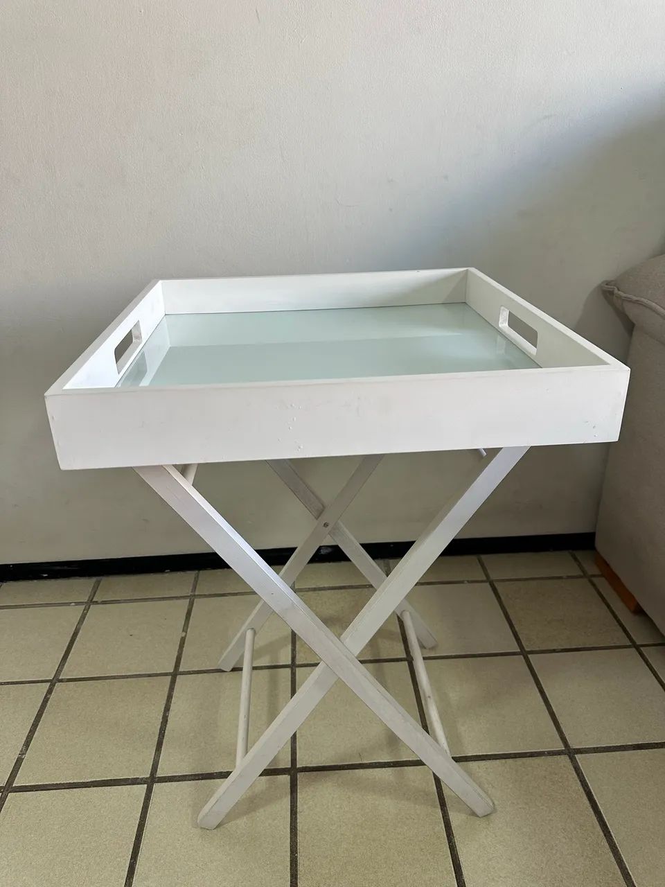 Mesa de apoio - tampo de vidro 