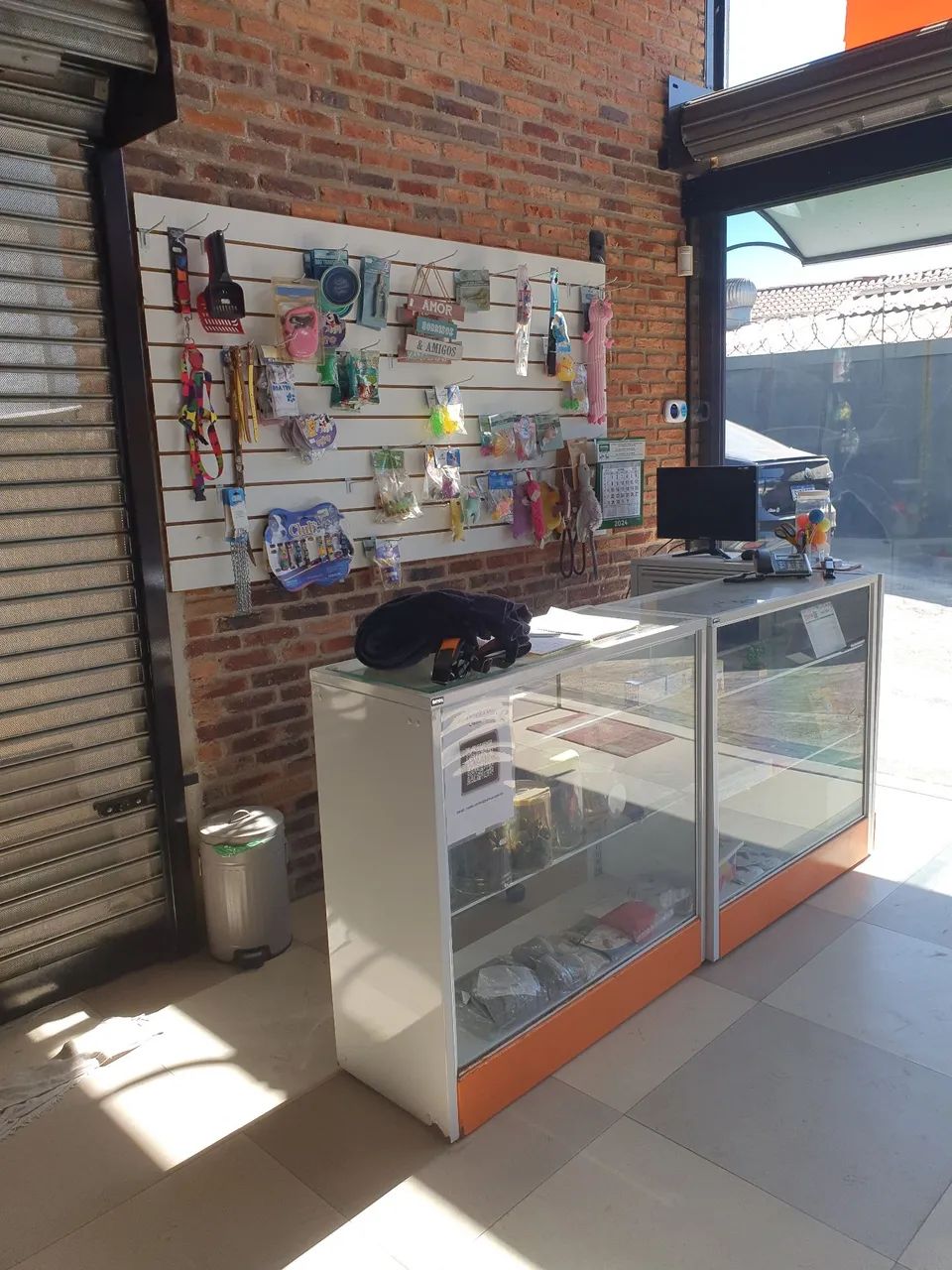 Balcão vitrine de loja - Foto 2