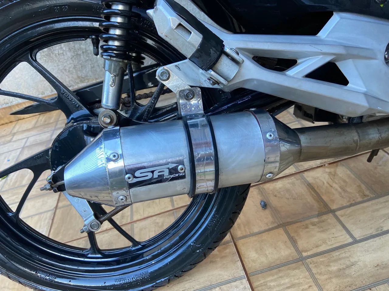 Vendo escape SA 150/160 - Foto 2