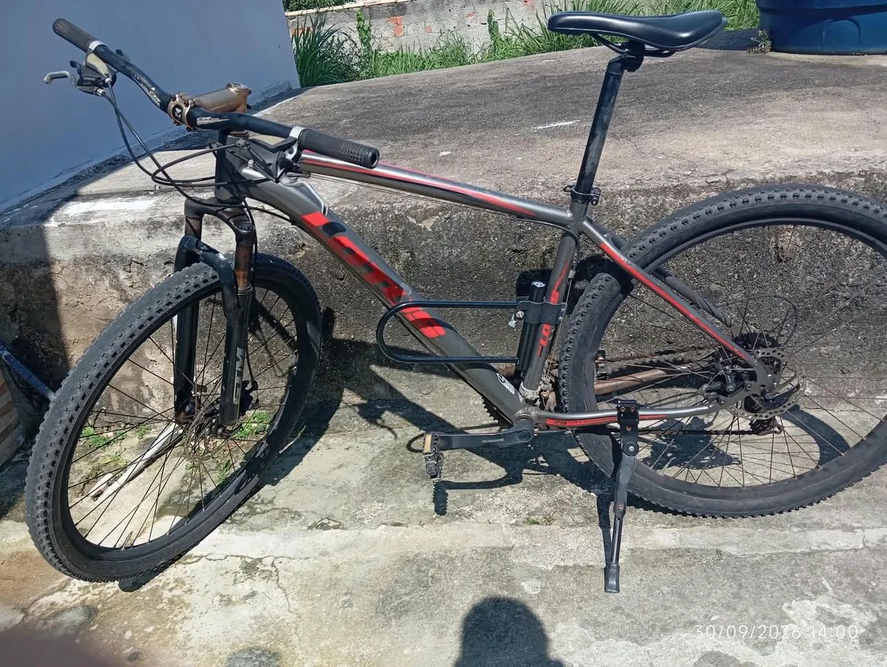 Bicicleta em perfeito estado.
