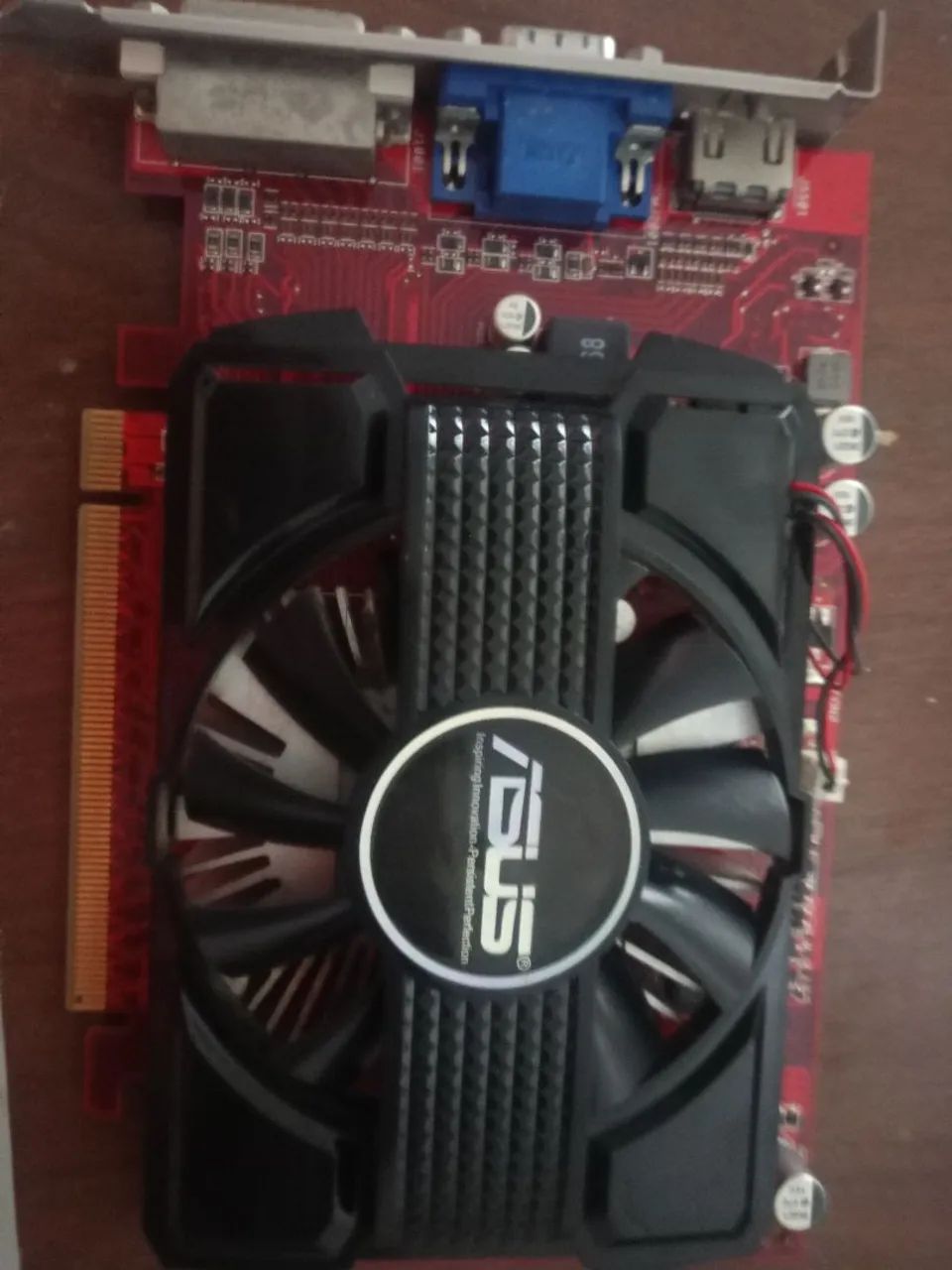 Monitor impressora e placa de vídeo 