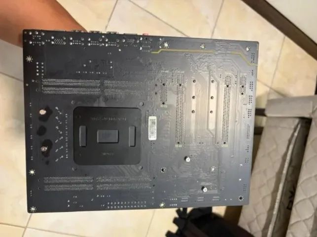 Kit Xeon X99 MR9A + E5 2680 V4 + Cooler | Placa com Defeito - Foto 4