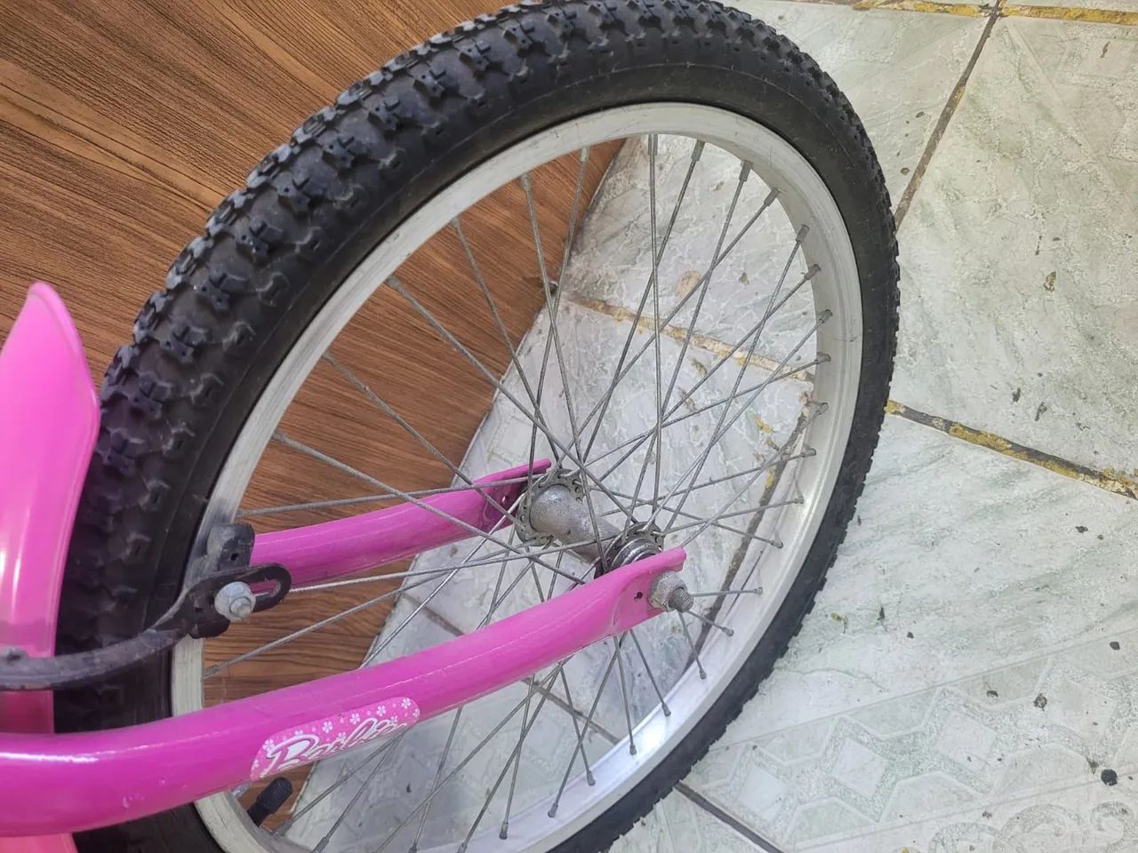 Bicicleta infantil feminina original  - Foto 4