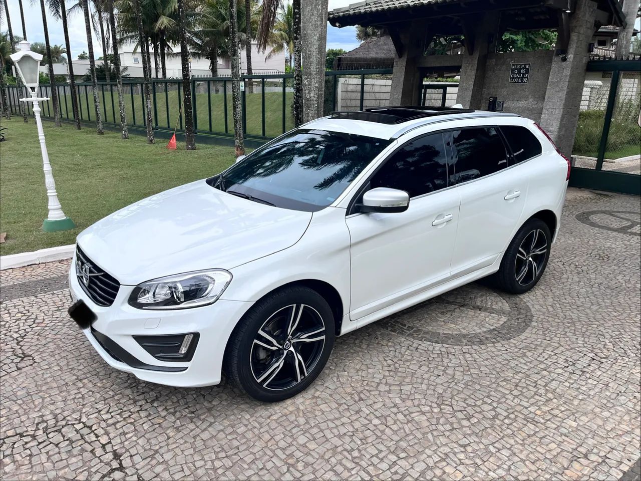 Volvo XC 60 T-5 R-design 2.0 FWD 5P 2017 - Foto 4