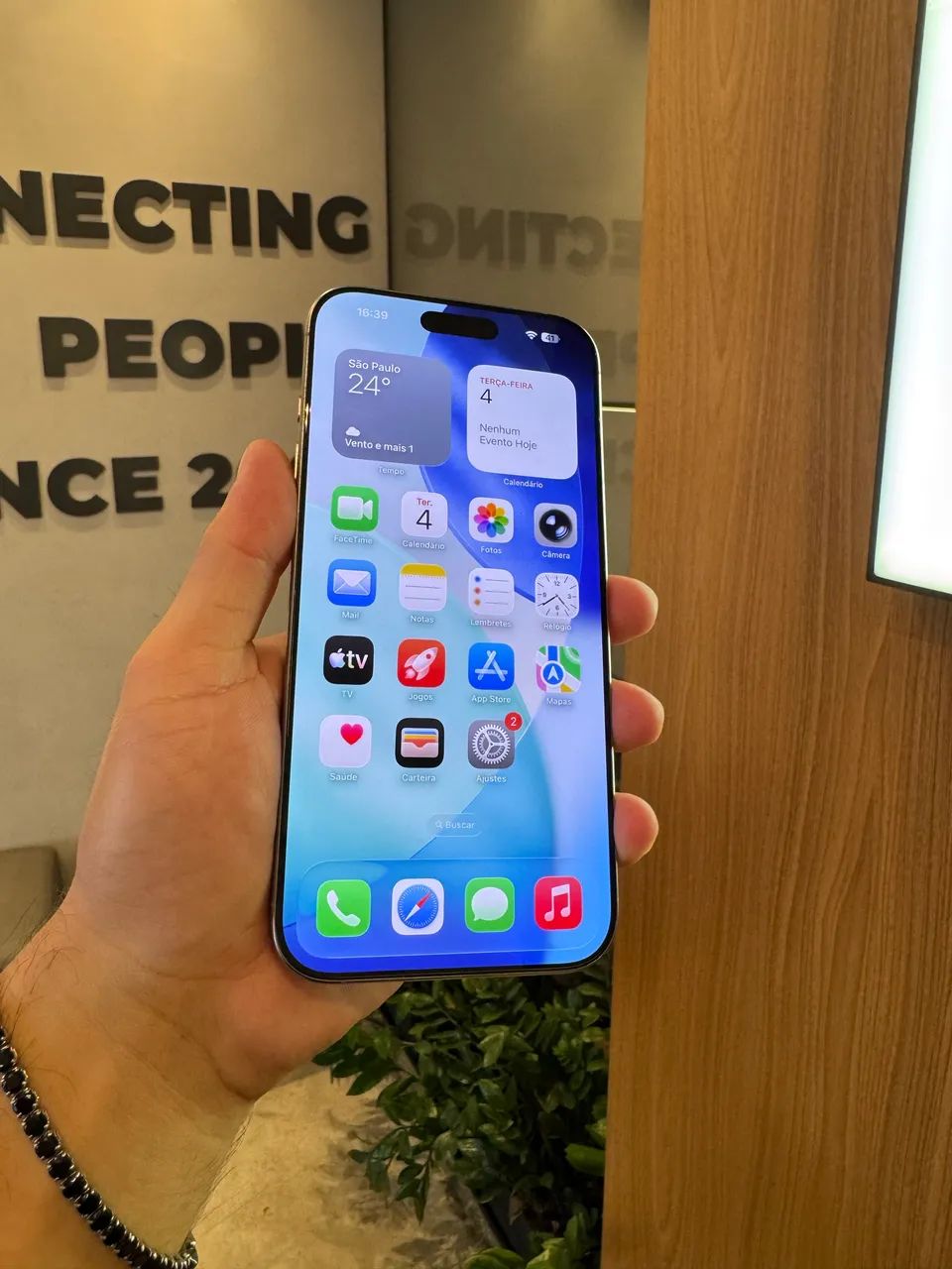 iPhone 16 Pro Max 256GB 91% - Foto 2