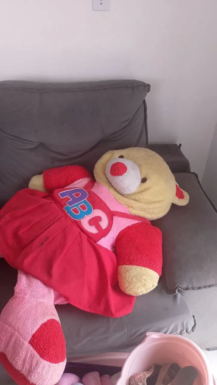 Sofá + urso gigante R$ 200 - Foto 2
