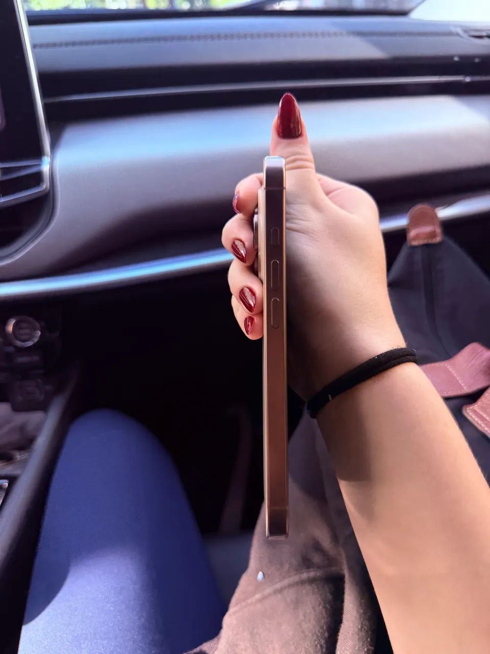 iPhone 16 PRO 256 branco  - Foto 5