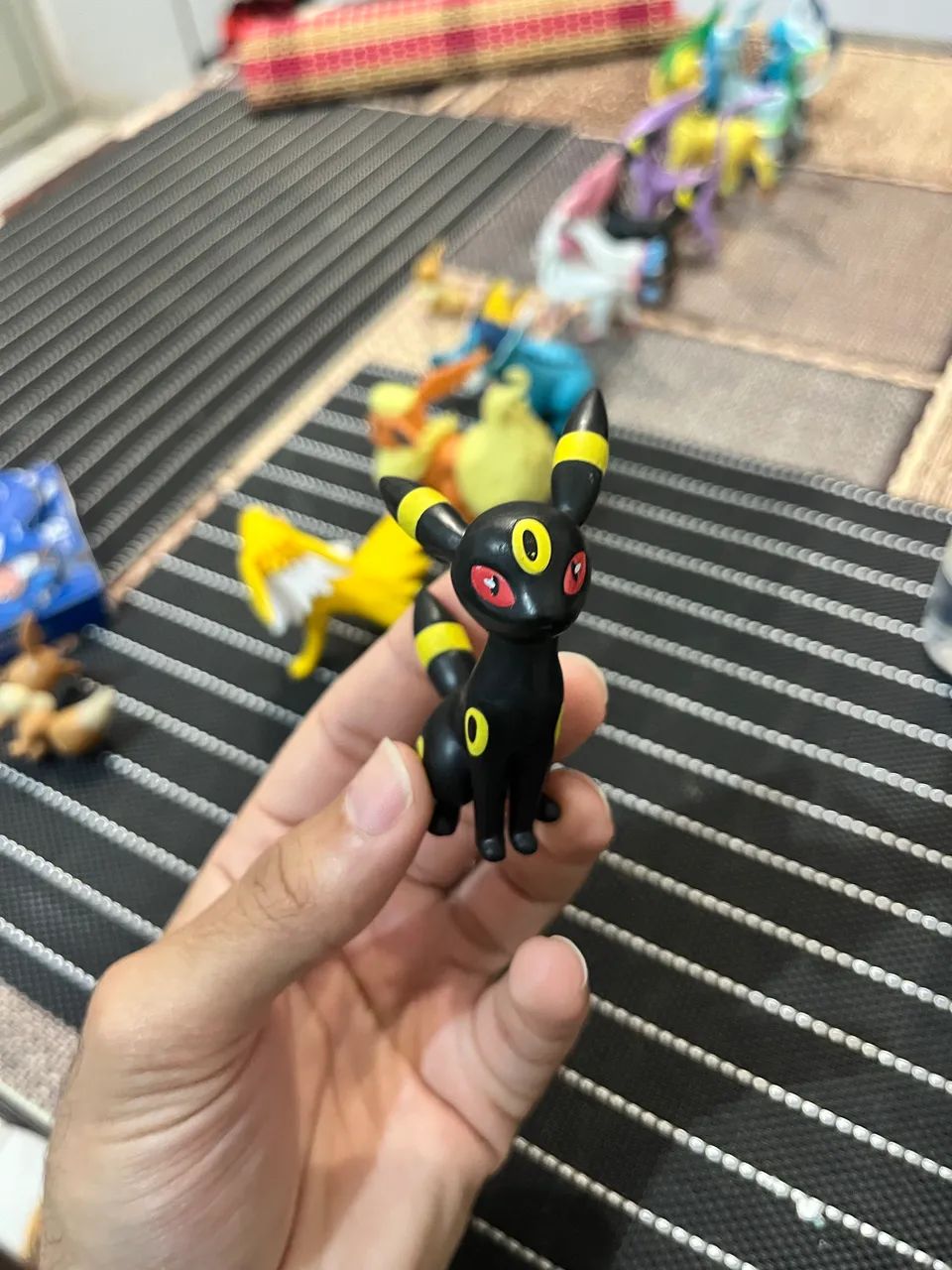 Boneco Pokémon - Umbreon e Espeon  - Foto 4