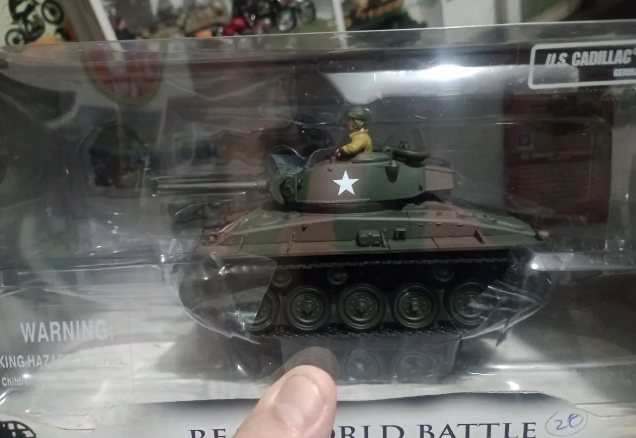 Tanque militar e carro militar Alberto  - Foto 2