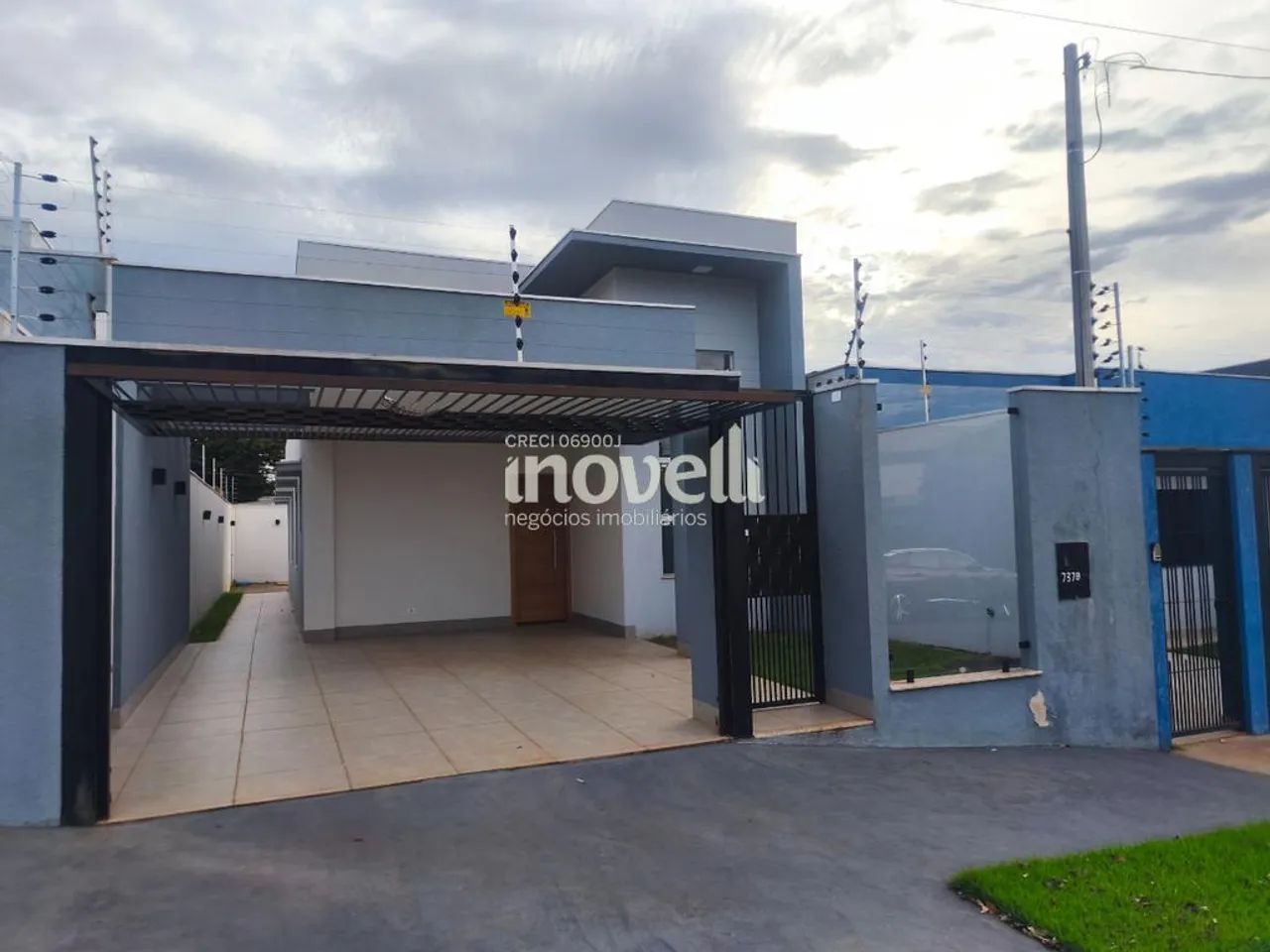 Casa à venda em Maringá, Parque das Grevíleas, com 3 quartos, com 125 m²
