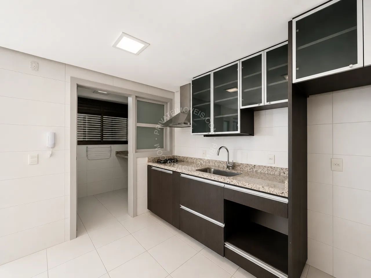 Apartamento semimobiliado para alugar no Mont Serrat com 2 quartos(2 suítes) - Foto 7