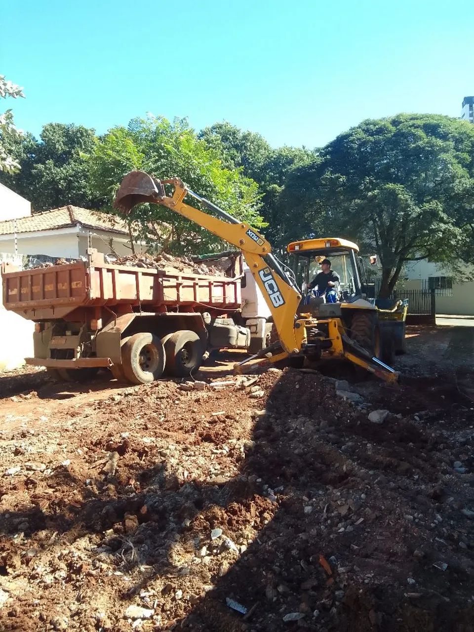 Serviços de demolição 