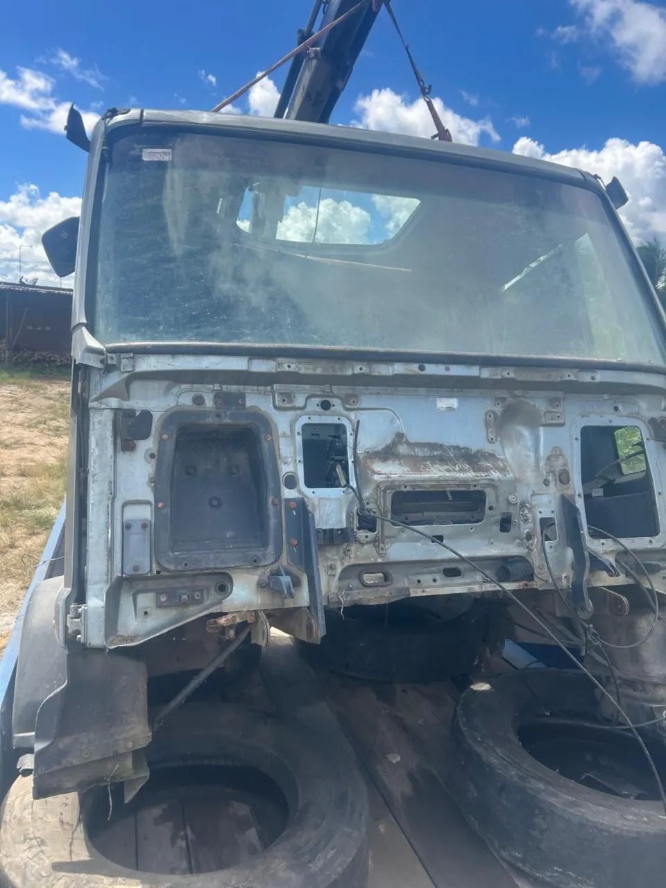Cabine do Iveco 240e ano 10/11