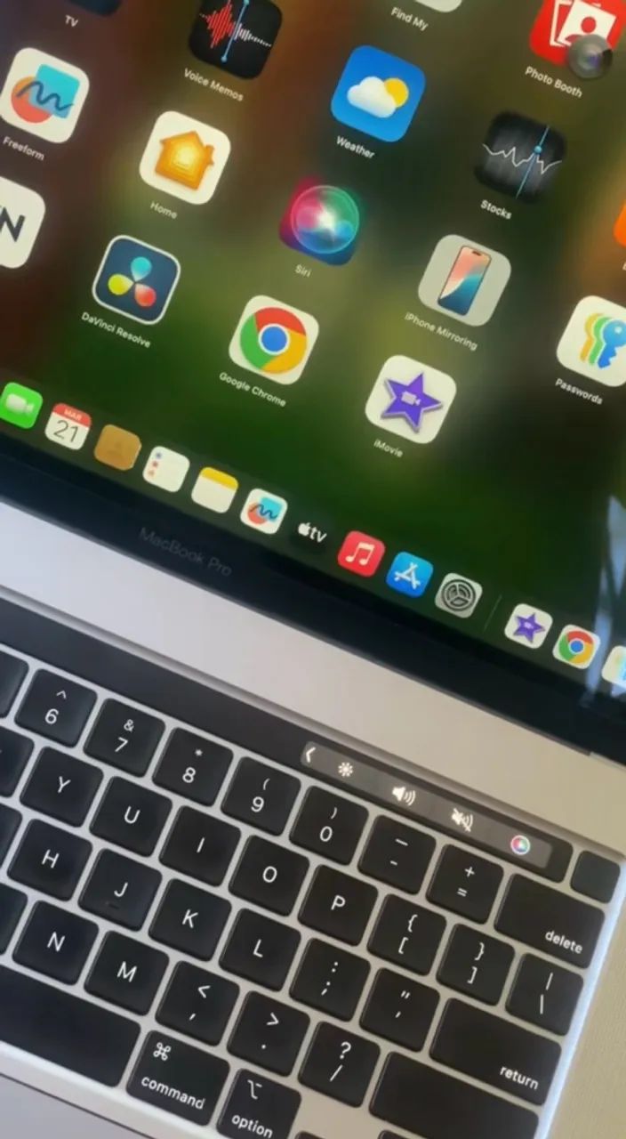 MacBook 2011