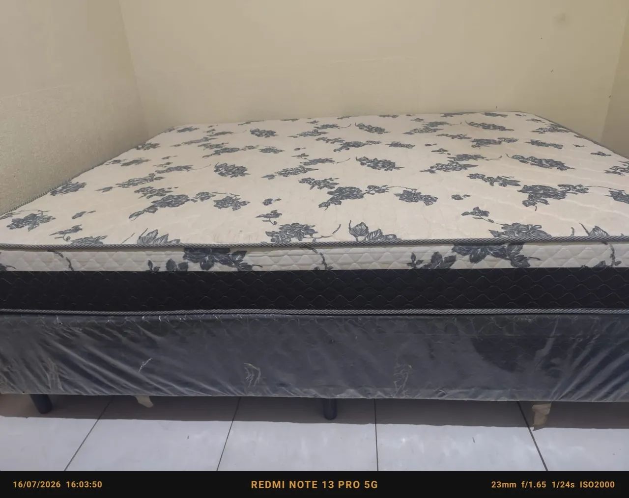 Cama Box Queen 