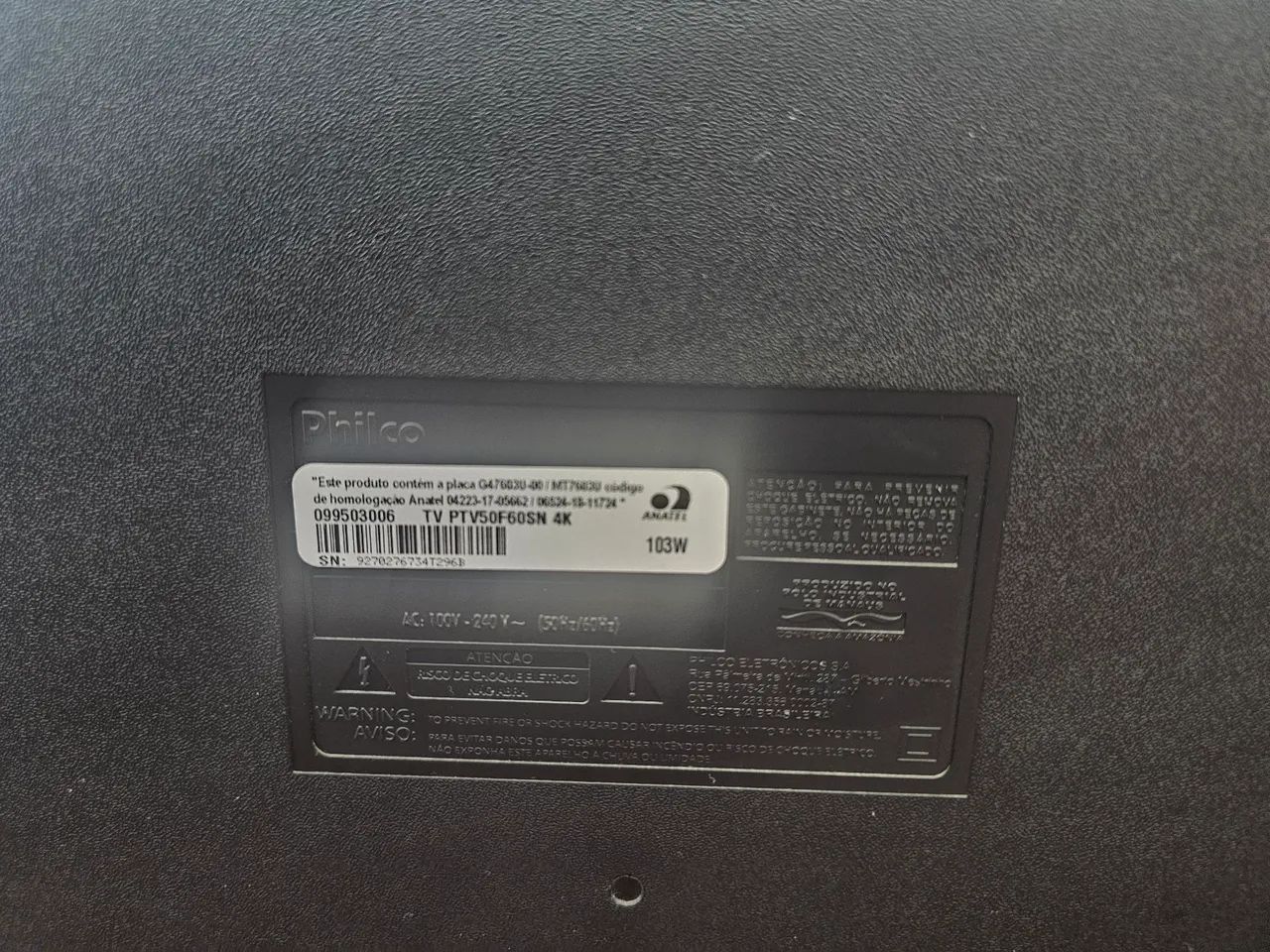 Smart Tv 50 Polegadas com defeito no Led e sem controle 
