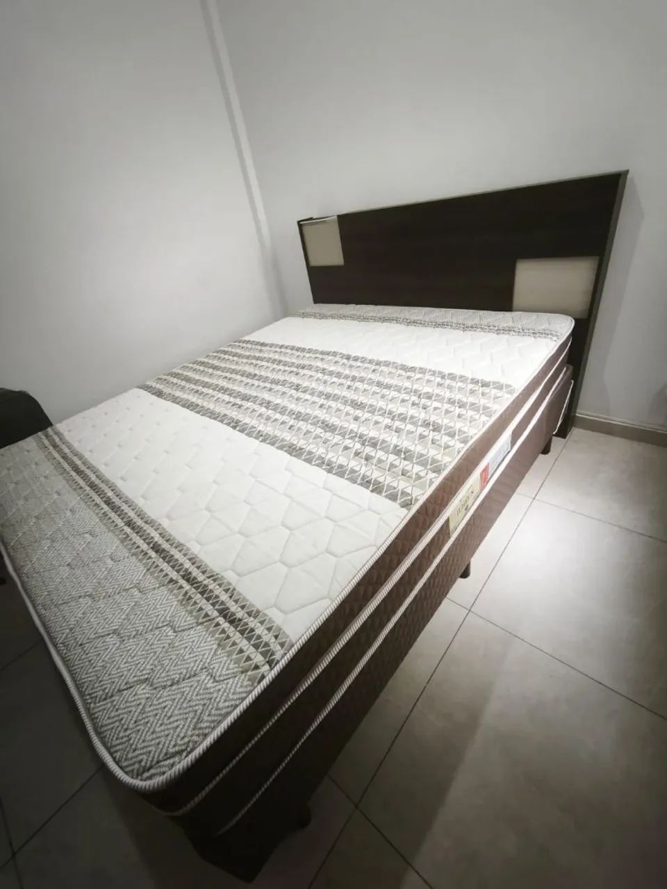 Vende-se  Cama e Colchão Biflex Ilhéus 