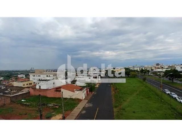 Casa Residencial Padrão em Uberlândia - Foto 5