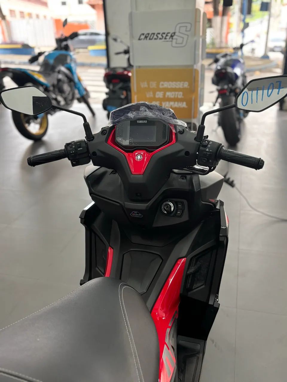 YAMAHA AEROX ABS CONNECTED * - Foto 5