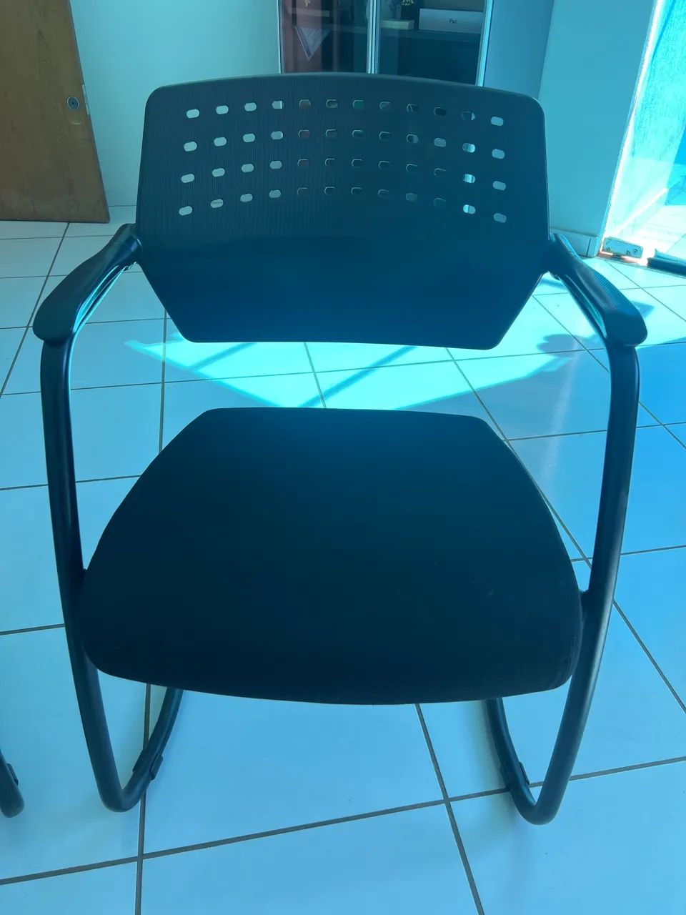 Dupla de cadeiras para escritório  - Foto 2