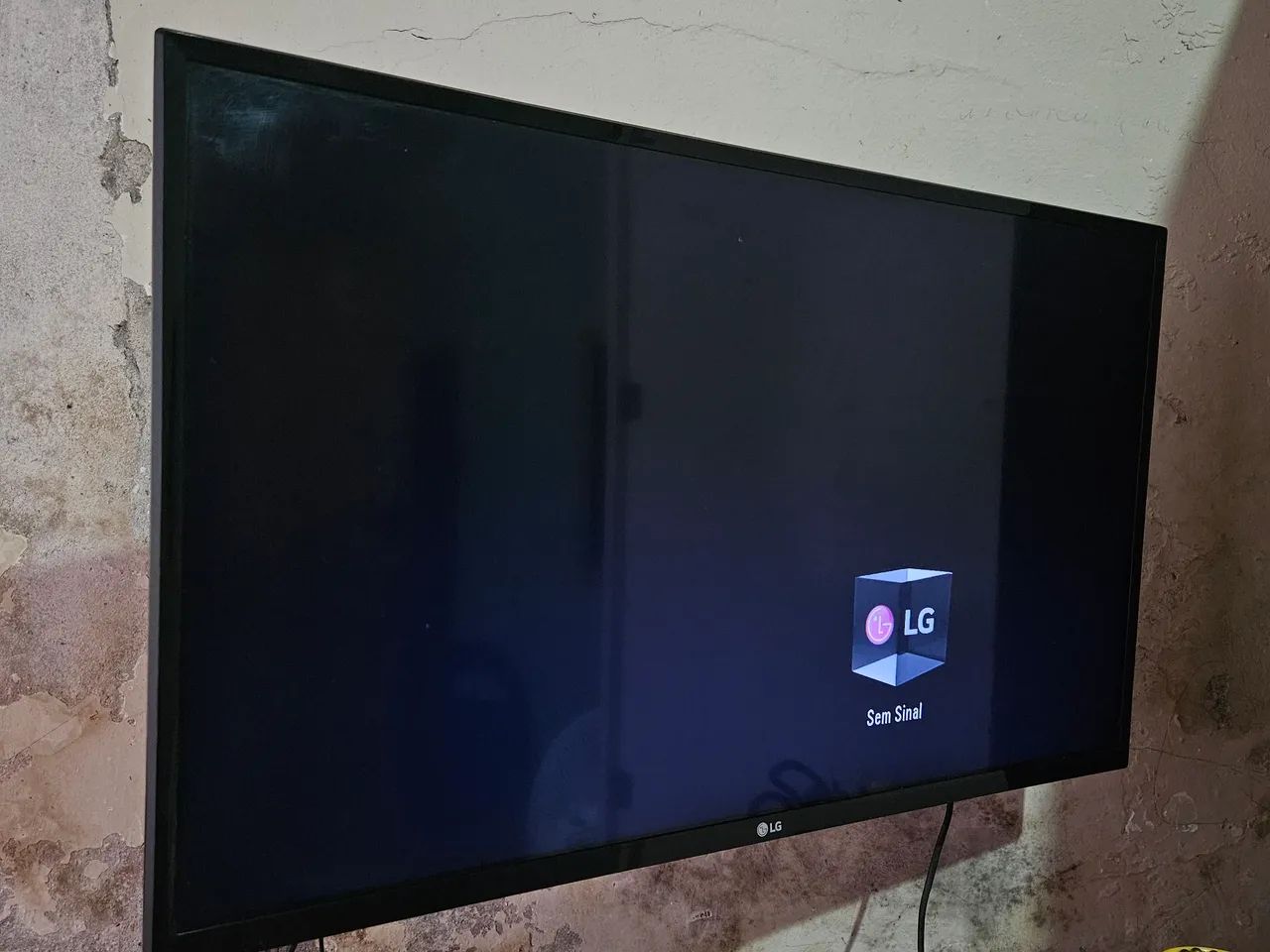 TV LG 32" 32LV300C