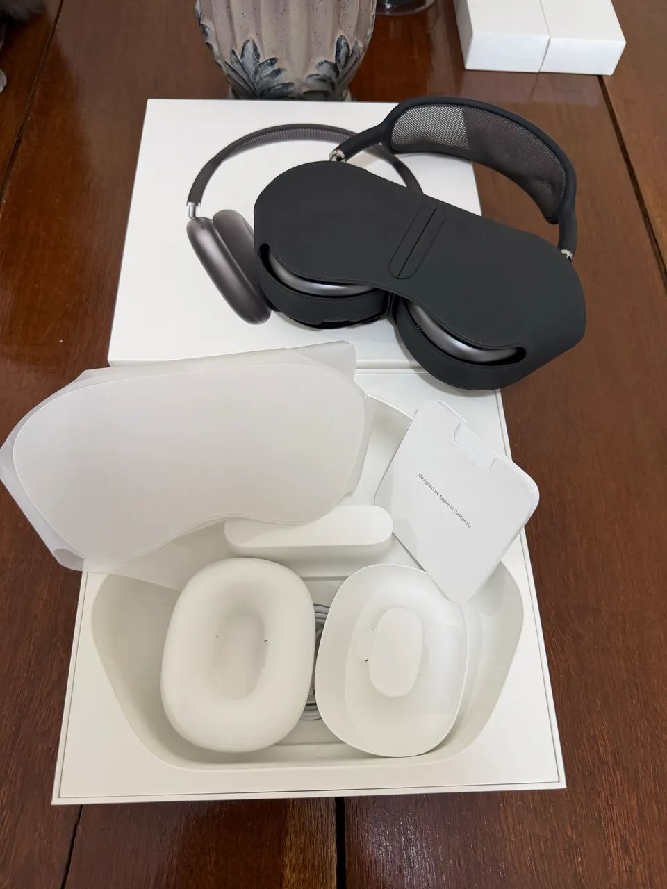 AirPods Max Apple Cinza-Espacial (Space Gray) - Completo na Caixa