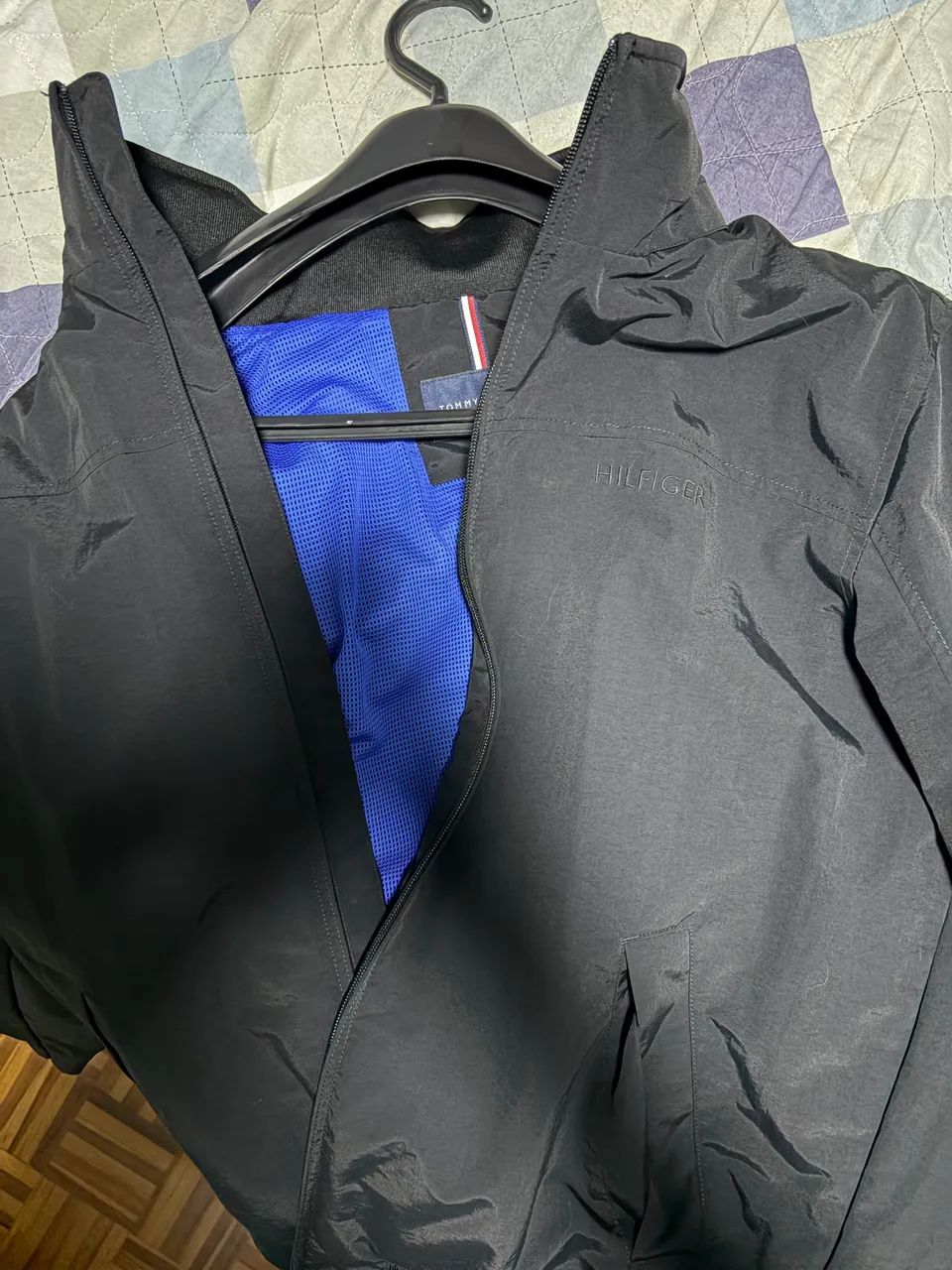 Velejador preto Tommy