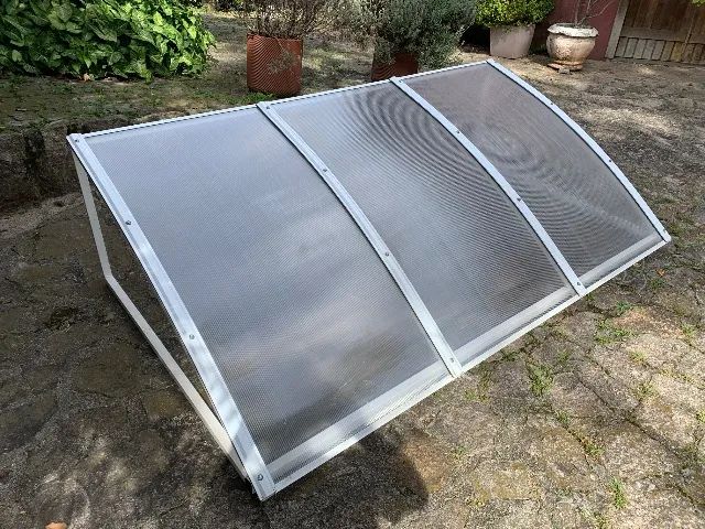 Toldo policarbonato e metalon - Foto 2