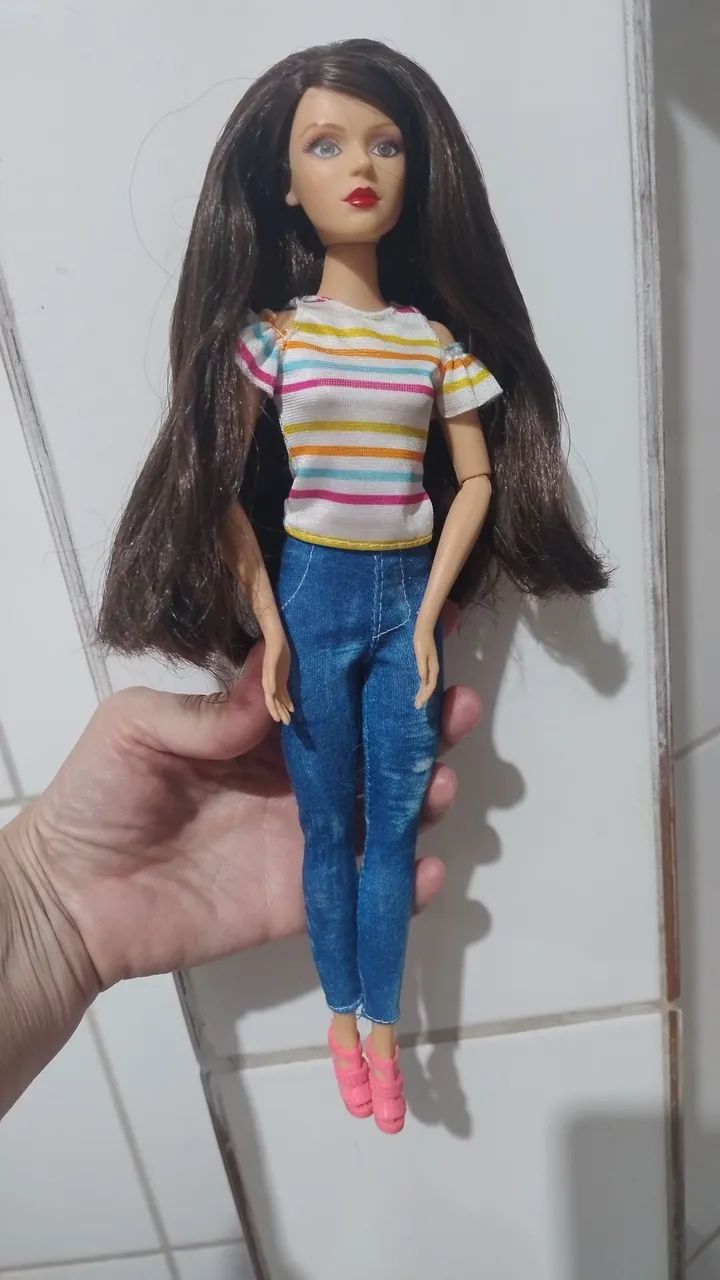 Boneca diferente articulada de alguns coleção  - Foto 4