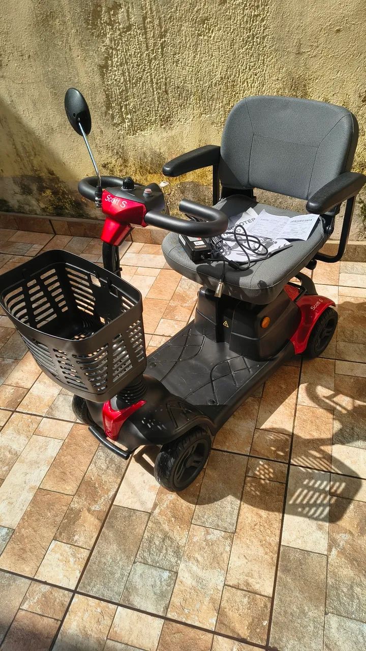 Cadeira de rodas motorizada  - Foto 2