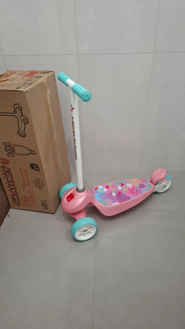 Patinete bandeirantes rosa 3 rodas