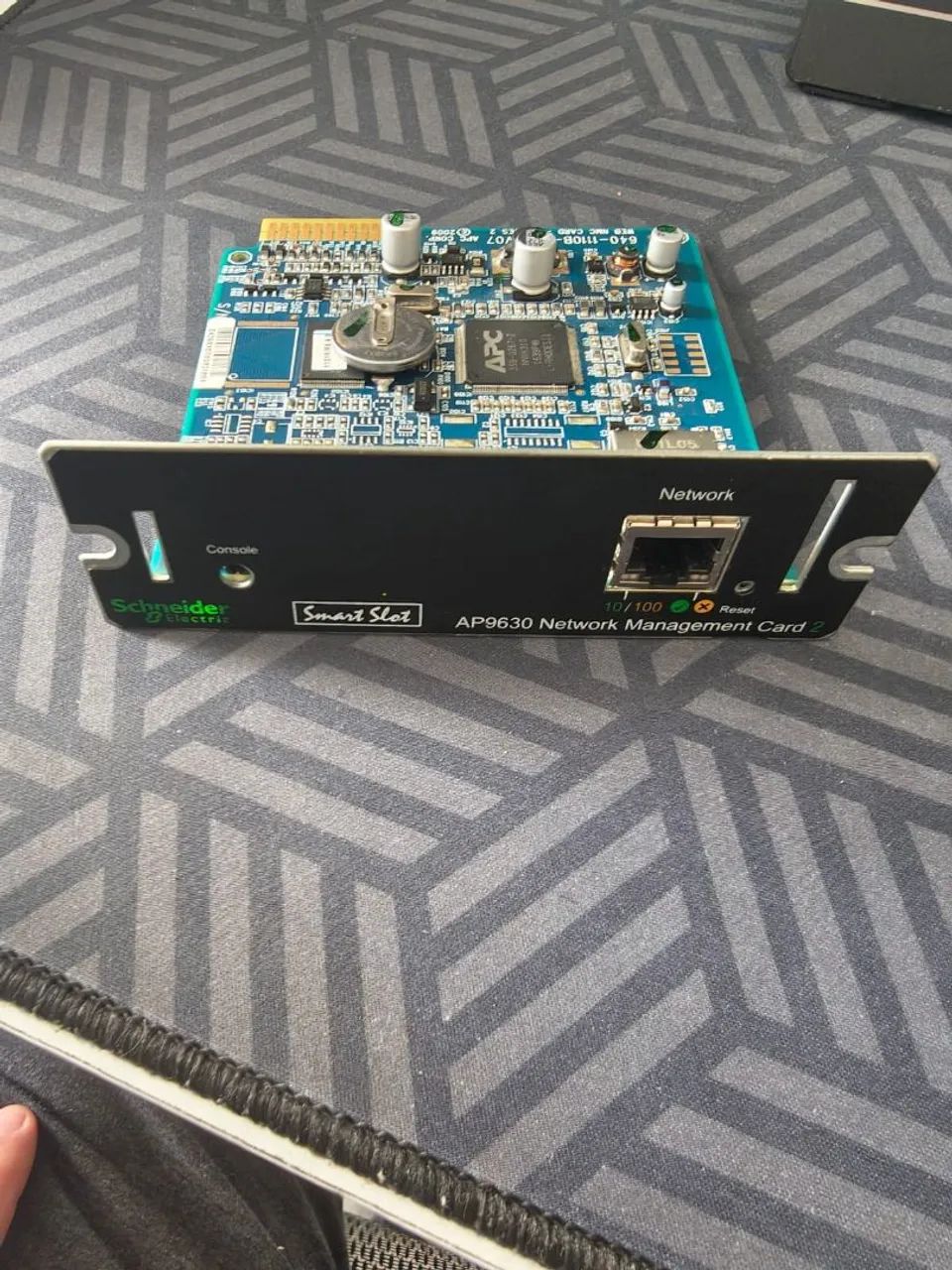 Placa SNMP APC AP9630 Network Management Card 2 - Schneider - Foto 4