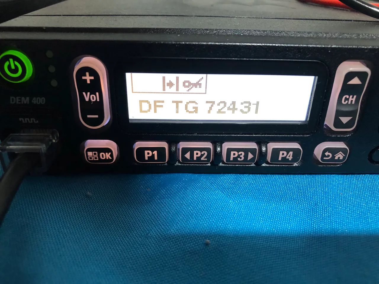 Rádio motorola dem 400 analógico/digital  - Foto 3