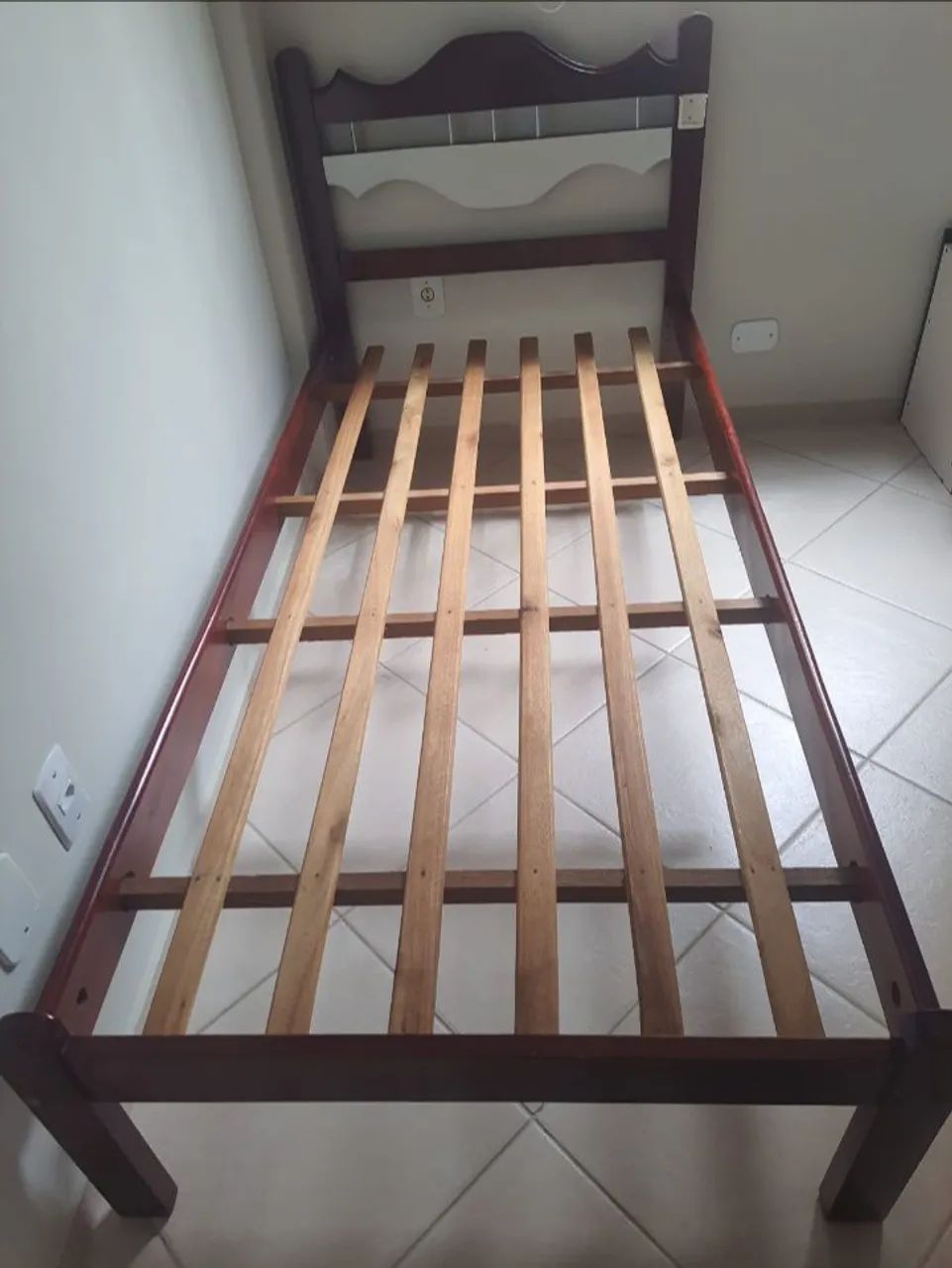 Vendo cama com colch ão  - Foto 2