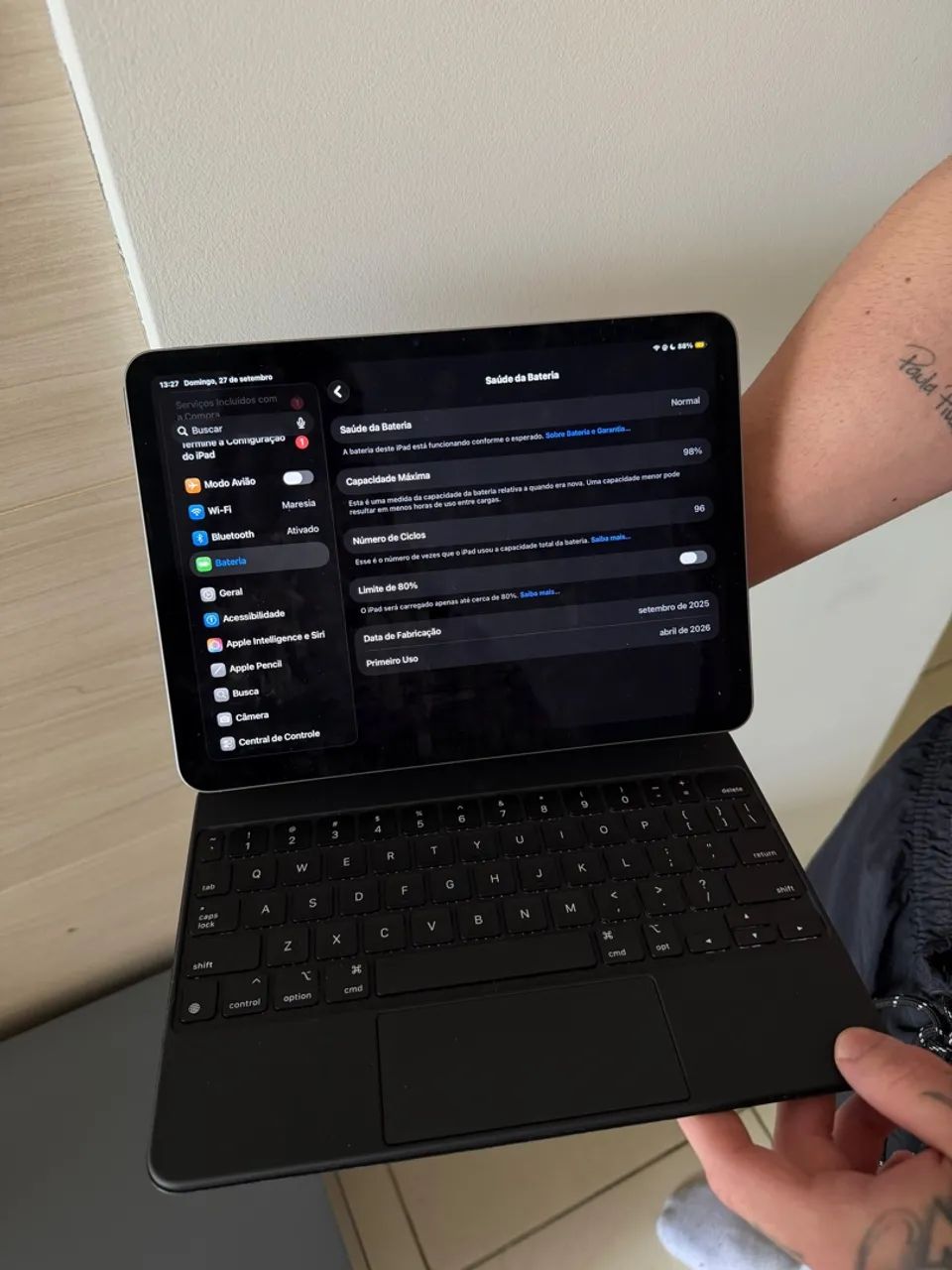 iPad Air M3 + Capa Com Teclado Original Apple GRATUITA - Foto 2
