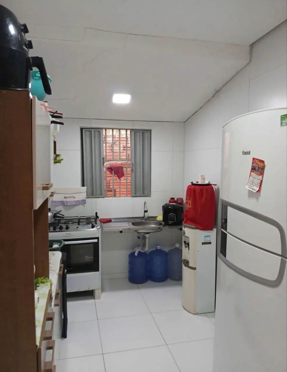 Vendo casa com suíte na Guanabara 