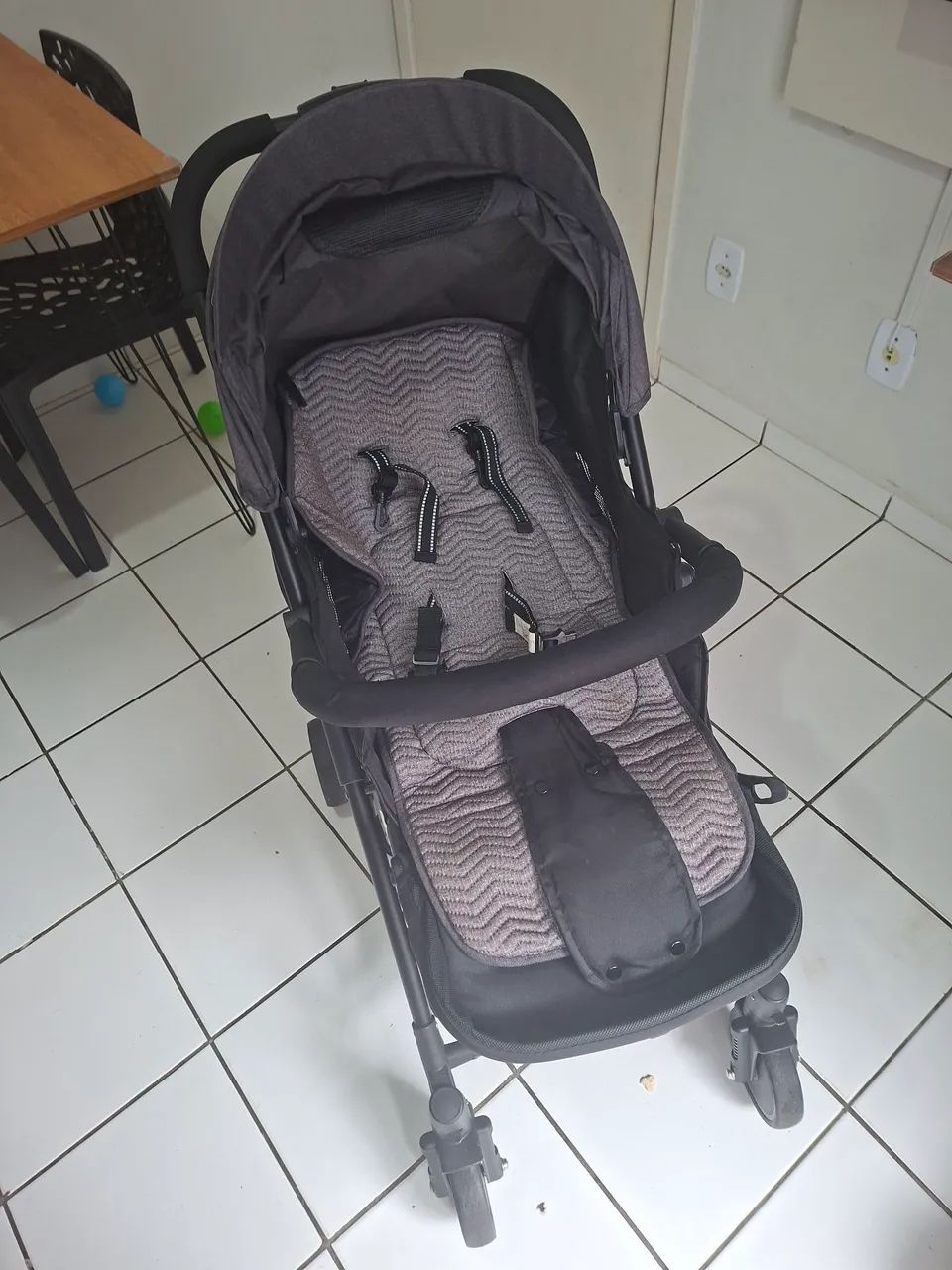Carrinho de bebê + bebê conforto - Foto 2