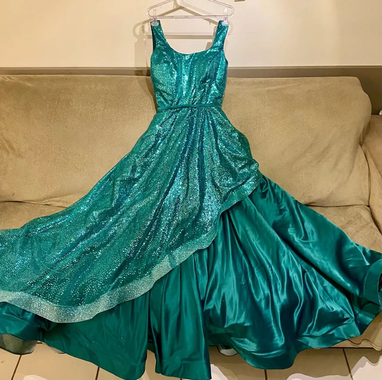Vestido perfeito de FORMATURA VERDE - Foto 2