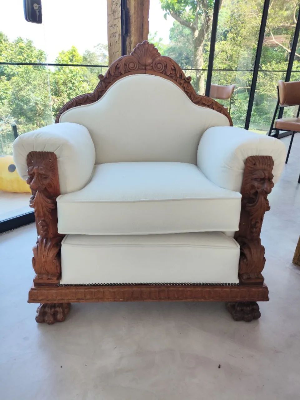 Belíssimo Sofá Pata de Leão Restaurado e Modernizado - Foto 2