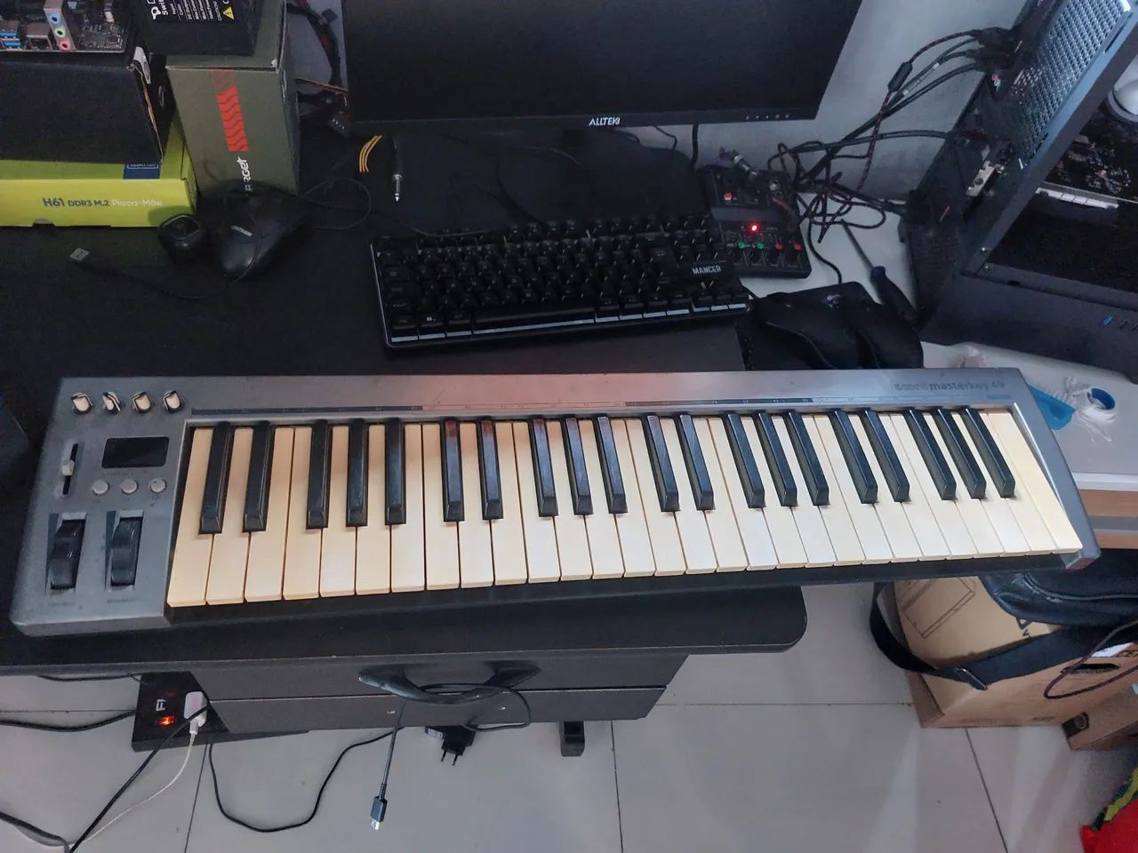 Teclado Controlador 4 oitavas 