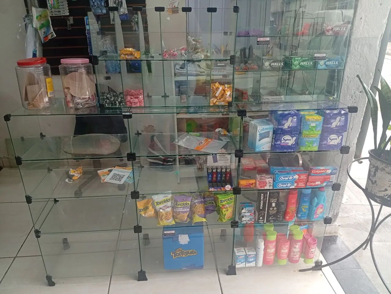 Vendo vitrine de balas