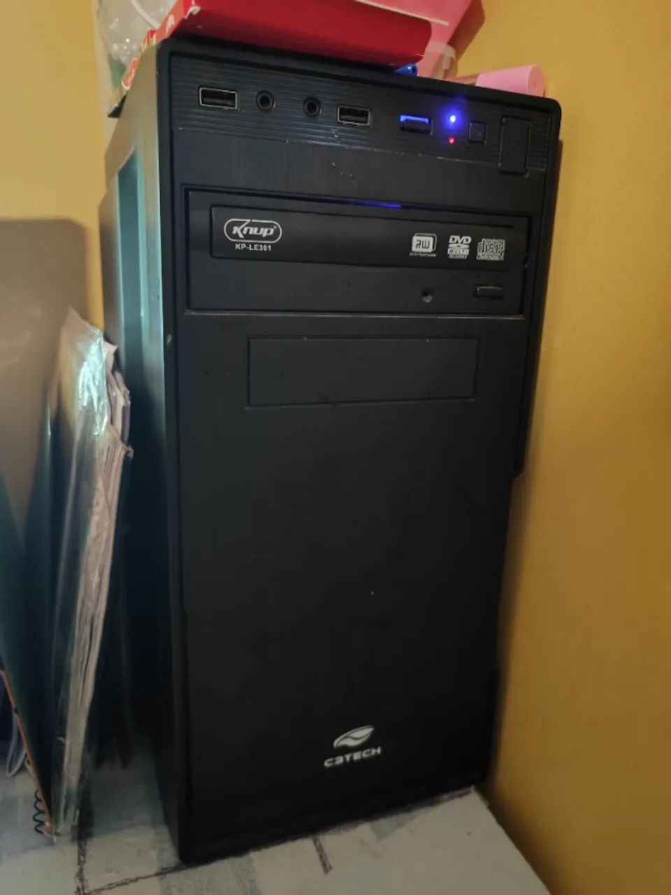 Computador de mesa completo