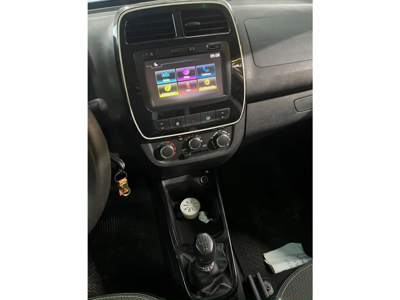 Renault Kwid 1.0 Intense 2018 - Foto 4