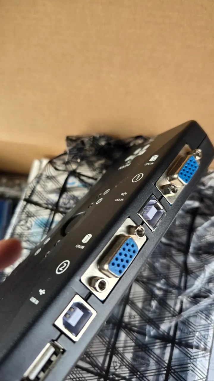KVM Usb Chaveador Switch Kvm 4 Portas Vga Mouse Teclado - Foto 5