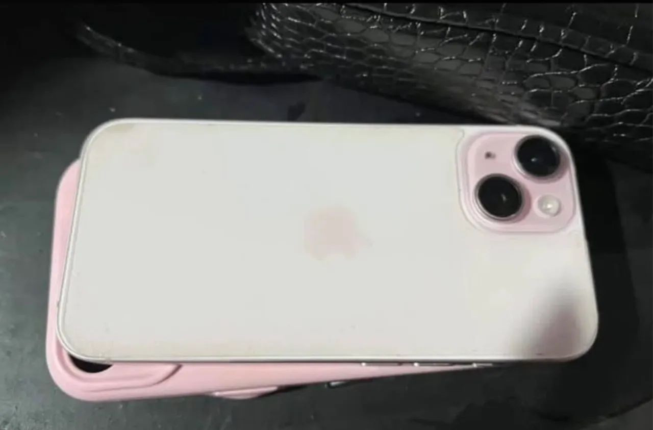 iPhone 15 Rosa SemiNovo 128Gb  - Foto 2
