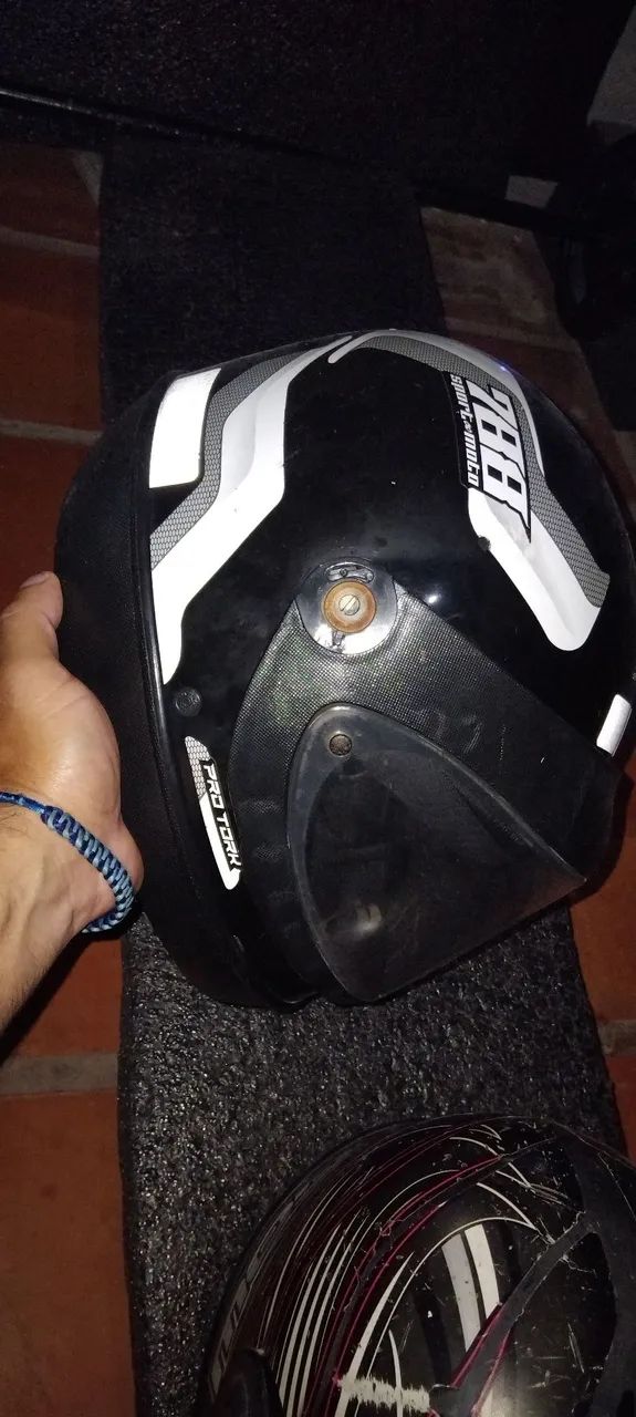 Dois capacete em bom estado - Foto 3
